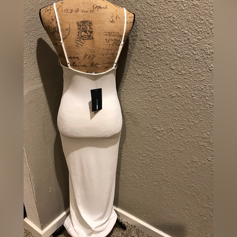 White Fashion Nova Maxi - Picture 3 of 6